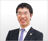 西川暢春弁護士